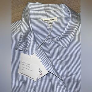 Beachbunchlounge collection button down